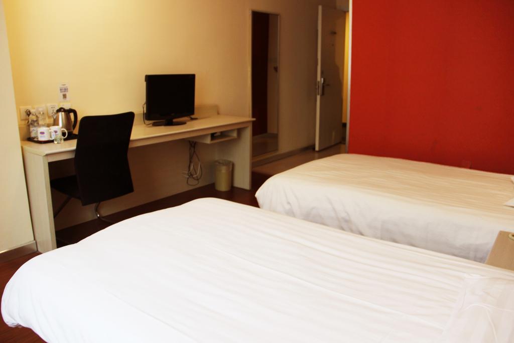 Hanting Express Wuxi Dongjiang Xindong Square Esterno foto