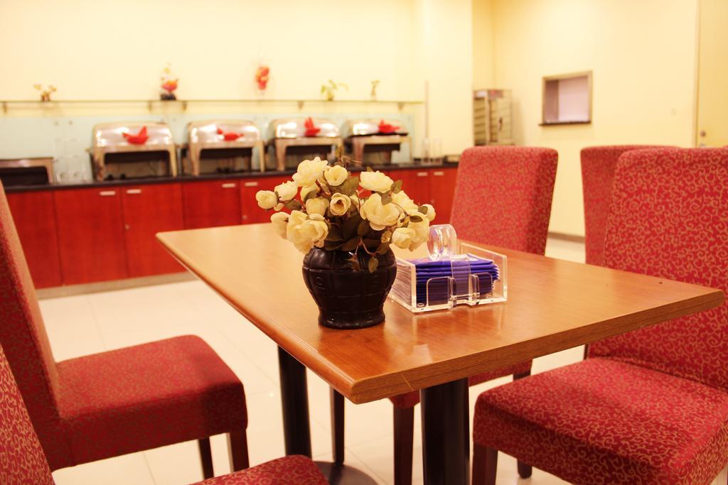 Hanting Express Wuxi Dongjiang Xindong Square Esterno foto